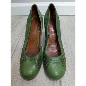 Chie Mihara Leather Pumps Womens 7 EU 38 Green